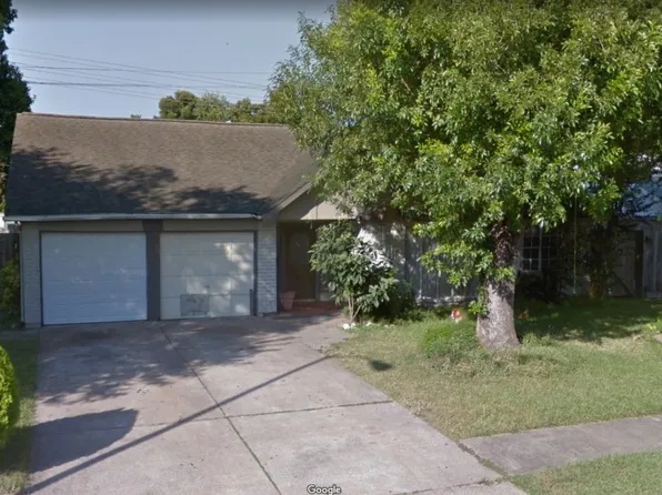 12410 Spring Grove Dr, Houston, TX 77099
