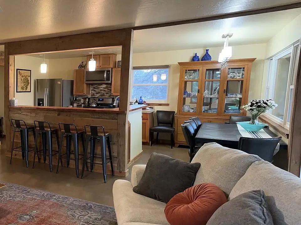 3 bed, 1920 sqft, $4,500 — Photo 4