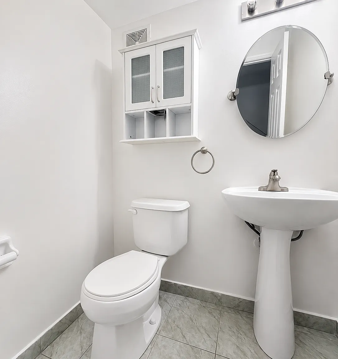 3 bed, 1.5 bath, 1350 sqft, $3,500 — Photo 4