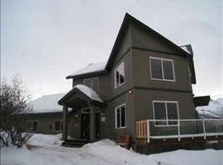 12731 Cardinal Cir, Anchorage, AK 99516