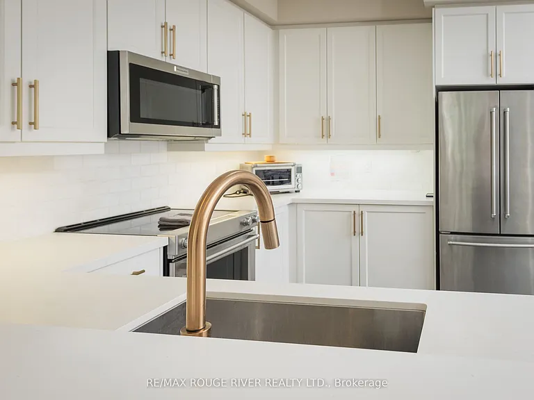 453 Mahogany Ct — Photo 9