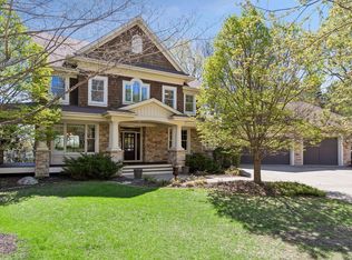 1750 Lucy Ridge Ct, Chanhassen, MN 55317