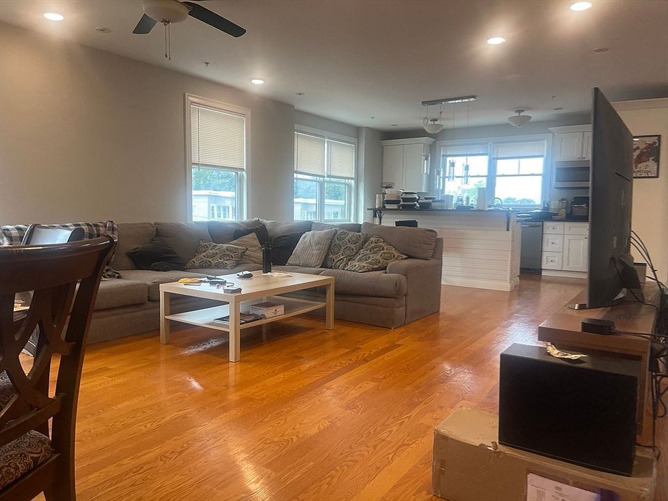 1st image of 45 Spring St #13