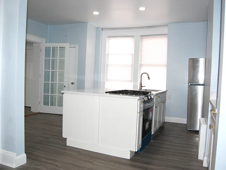 2261 Tilbury Ave #1 — Photo 7