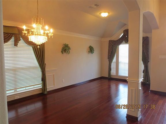 2nd image of 2312 Everton Dr