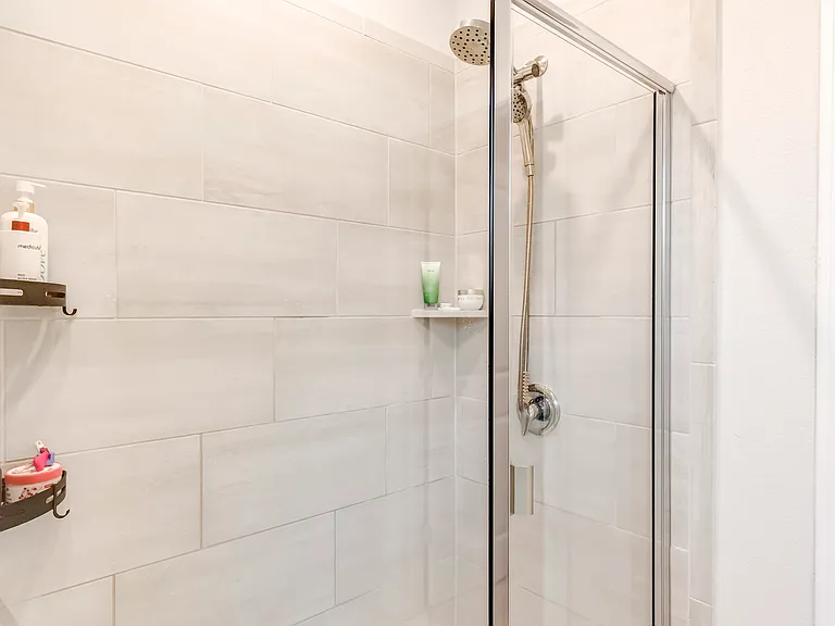 15805 Oglethorpe Dr — Photo 14