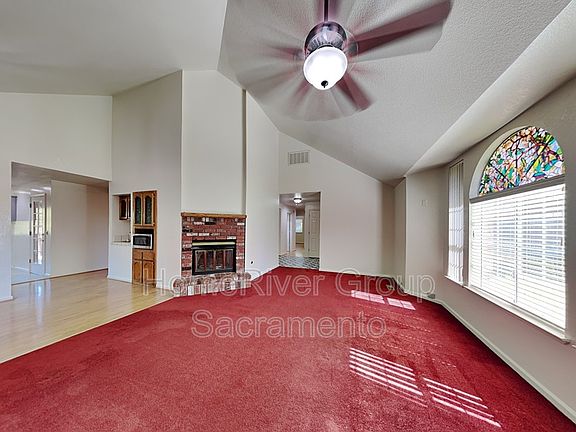 4th image of 105 Abrozo Ct