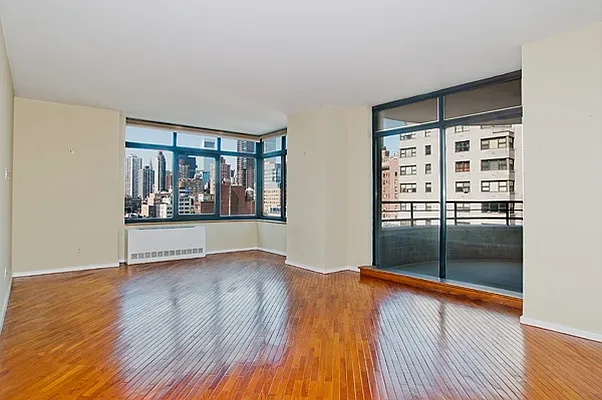 Rented by Nest Seekers International | media 9