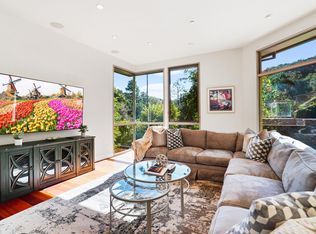 3685 Mandeville Canyon Rd, Los Angeles, CA 90049