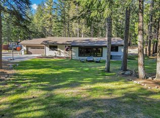 208 Pony Trl, Mount Shasta, CA