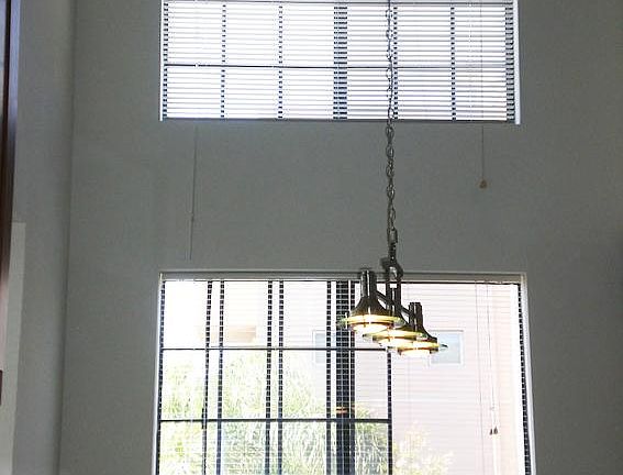 3rd image of 2250 S Beverly Glen Blvd