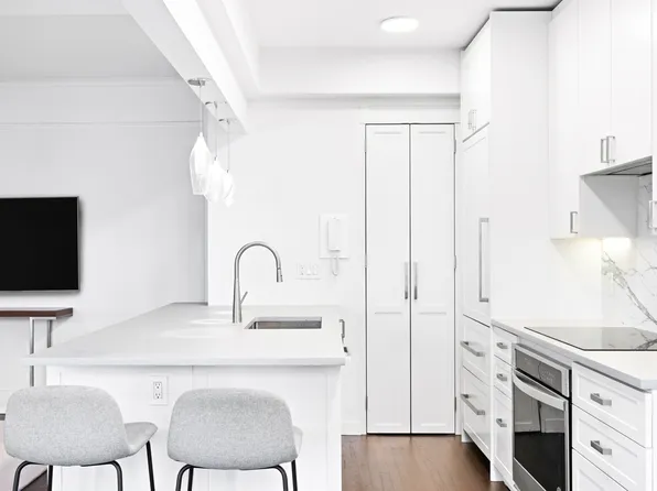 260 West End Avenue image 4 of 12