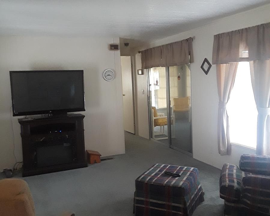 2nd image of 158 Ka Lama Pl