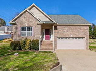 222 Shady Dr, Columbia, TN 38401