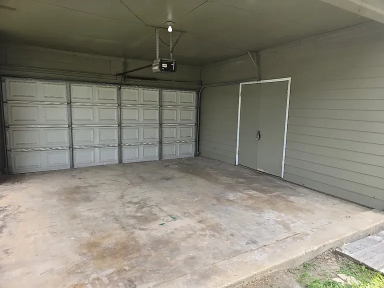 7906 Falcon Ridge Dr — Photo 16