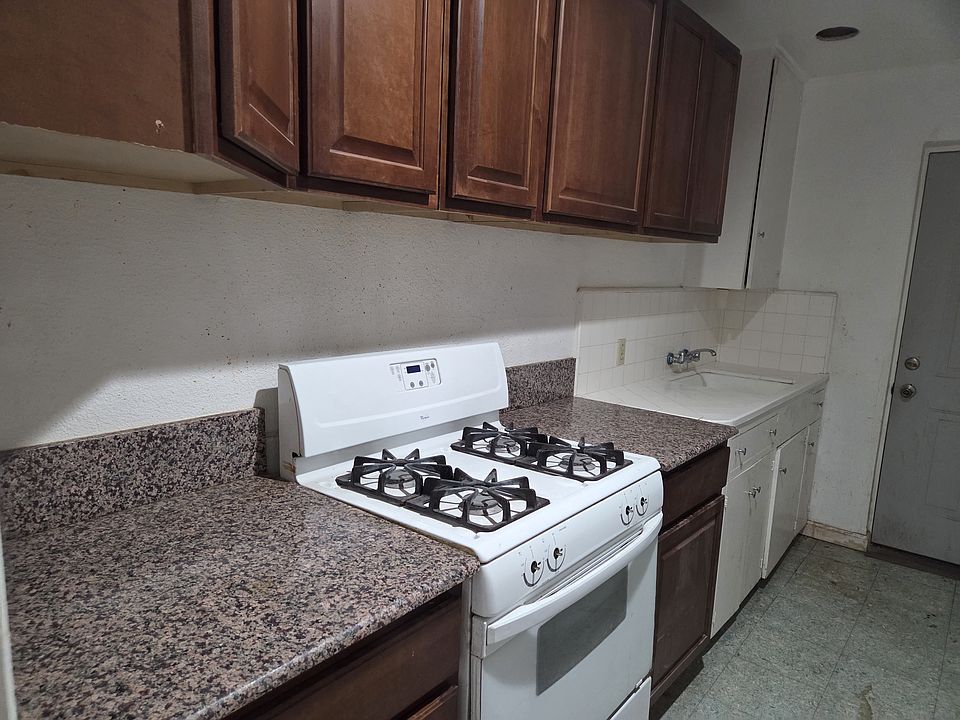 2nd image of 4403 Nielson Rd