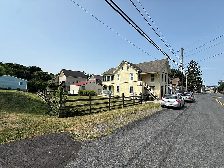 6348 Memorial Rd #1 — Photo 30