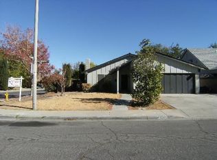 44744 Christie Ave, Lancaster, CA 93535