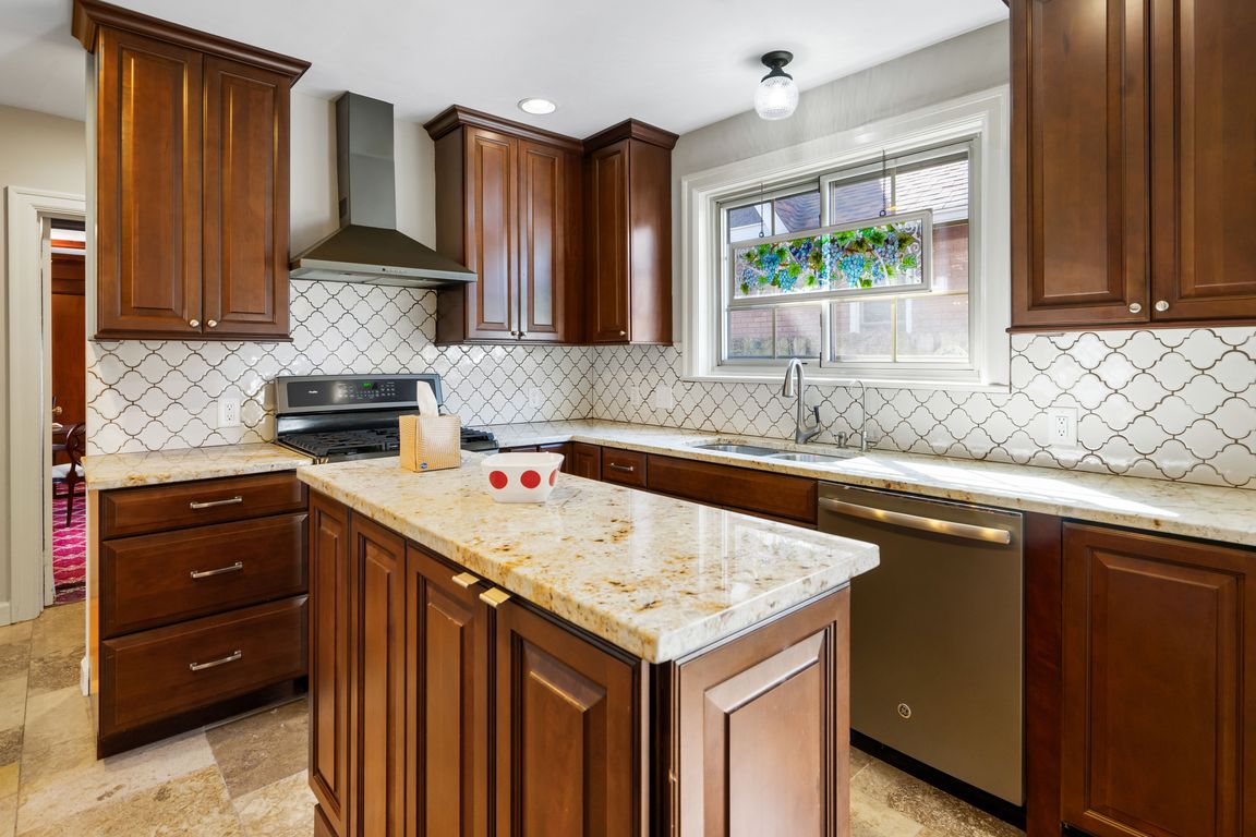 411 Kessler Boulevard East Dr, Indianapolis, IN 46220 Zillow