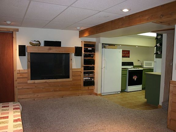 5th image of 856 Medford Dr