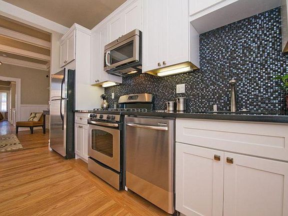 4th image of 3625 17th St