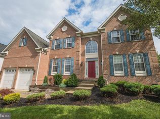 14 Crofton Chase Ct, Marlton, NJ 08053