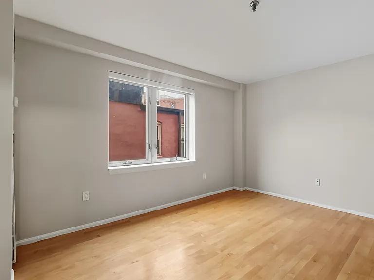 350 North St #300 — Photo 15