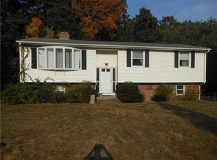 26 Rise N Sun Dr, Scituate, RI 02831