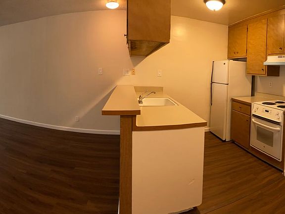 5th image of 3603 Colegrove St #20