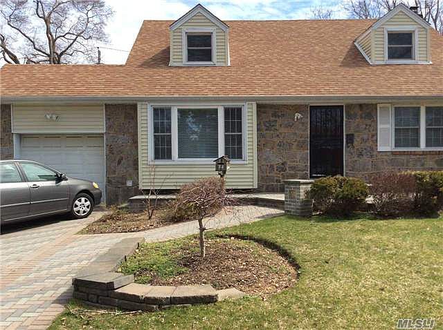 1st image of 54 Judith Ln