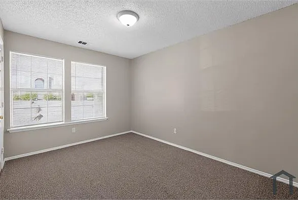 2313 Valley Falls Ave — Photo 26