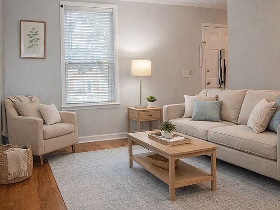 5th image of 323 Forest Park Rd #5-16