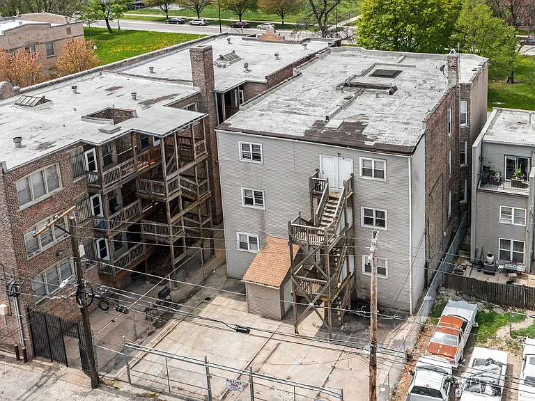 819-21 S Independence Blvd Chicago, IL 60624 — Photo 9