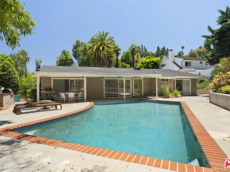 4863 Don Juan Pl — Photo 2