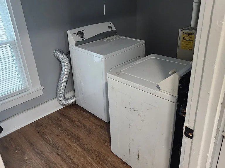 221 Reese St #A — Photo 10
