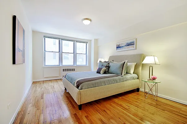 Sold by Corcoran | media 21