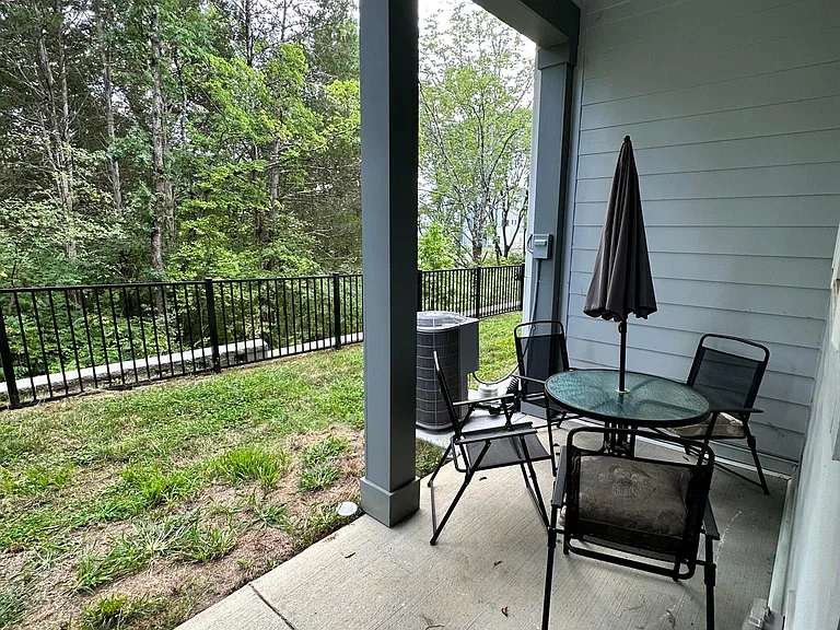 1535 Yarra St #1535 — Photo 8