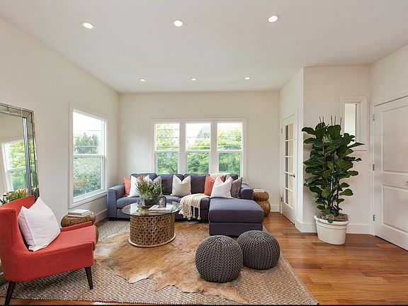 Living Room/Dining roomstaged unit