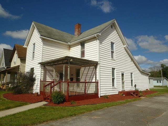 1st image of 1306 W Spencer Ave