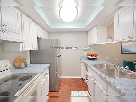3rd image of 4810 S Dauphin Ave APT A21