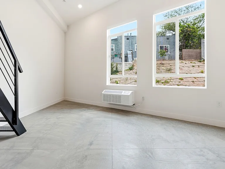 Step Designer Studio Community Living — Photo 145