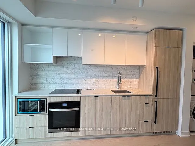 252 Church St #3907 — Photo 2