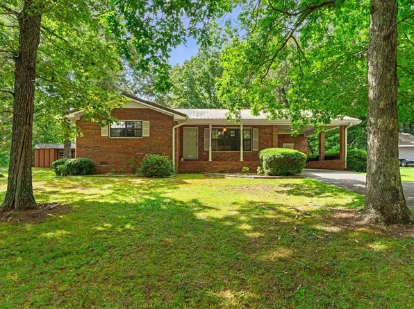 1025 Fort Mountain Dr, Chatsworth, GA 30705