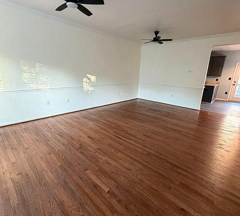 3rd image of 6174 Newton Ln