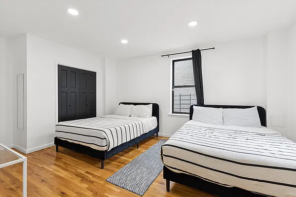 Bedroom, photo 3