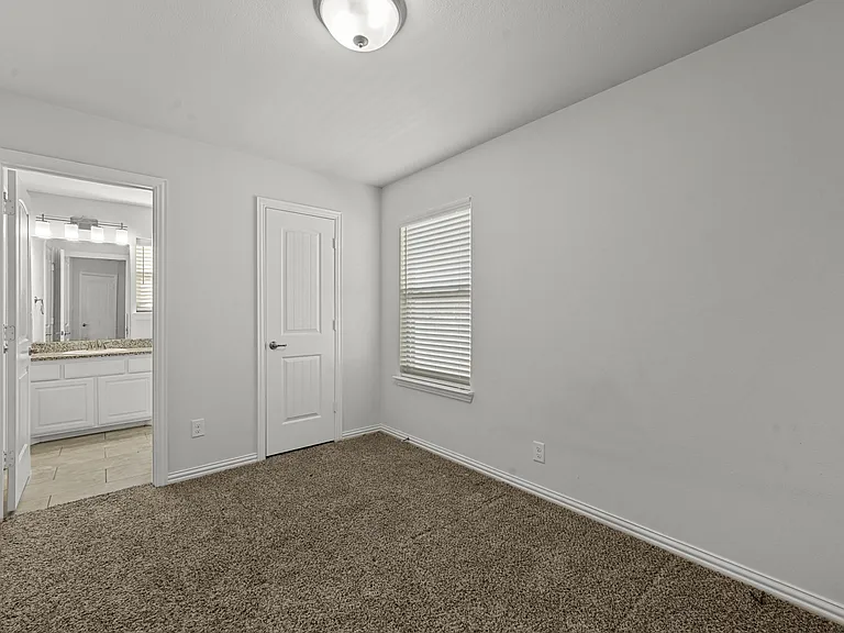 727 W Johnson St #A-1 — Photo 3