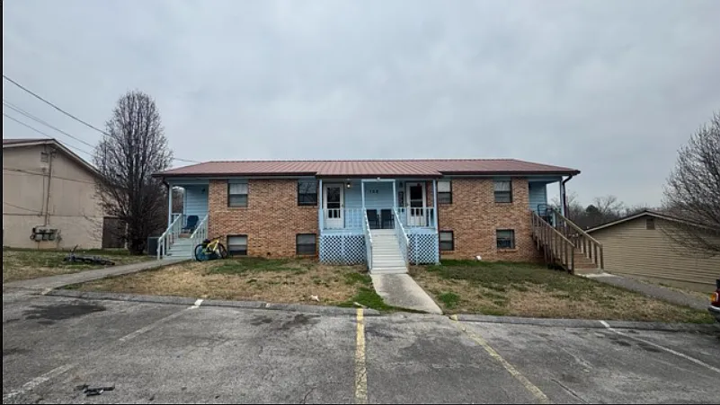 2 bed, $975 — Photo 2