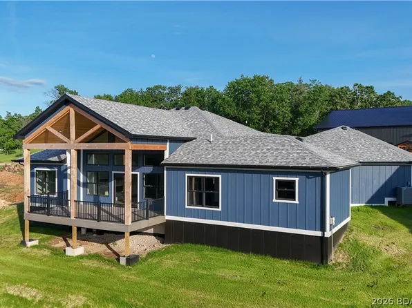 31291 Los Breezes Cir, Rocky Mount, MO 65072