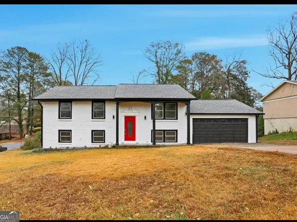 1376 Colony East Cir, Stone Mountain, GA 30083