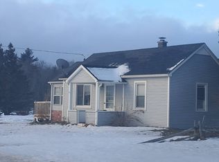 523 Picketts Corners Rd, Saranac, NY 12981